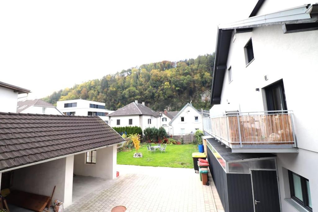 Schickes Zimmer Mit Top-Ausstattung In Idealer Lage Feldkirch Luaran gambar